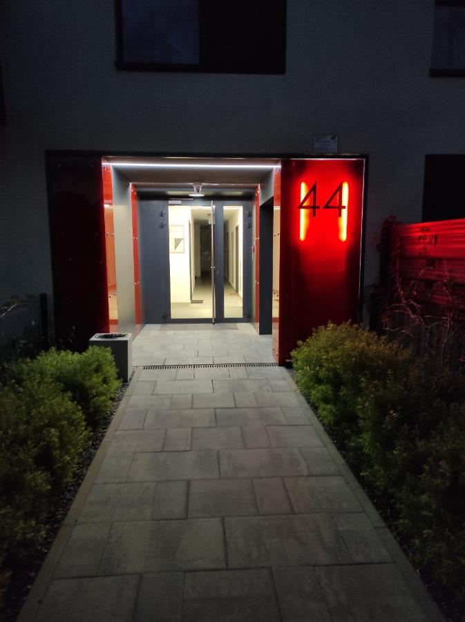 Garden Apartment Self Check-In - Bezkluczowy Dostep W 10 Minut O Kazdej Porze Kraków Exteriör bild